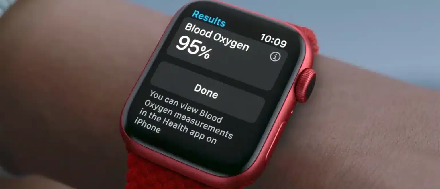 Apple Watch with blood oxygen level display